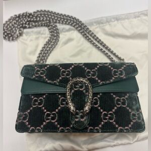 🔥Limited Edition Gucci Velvet Dionysus Small